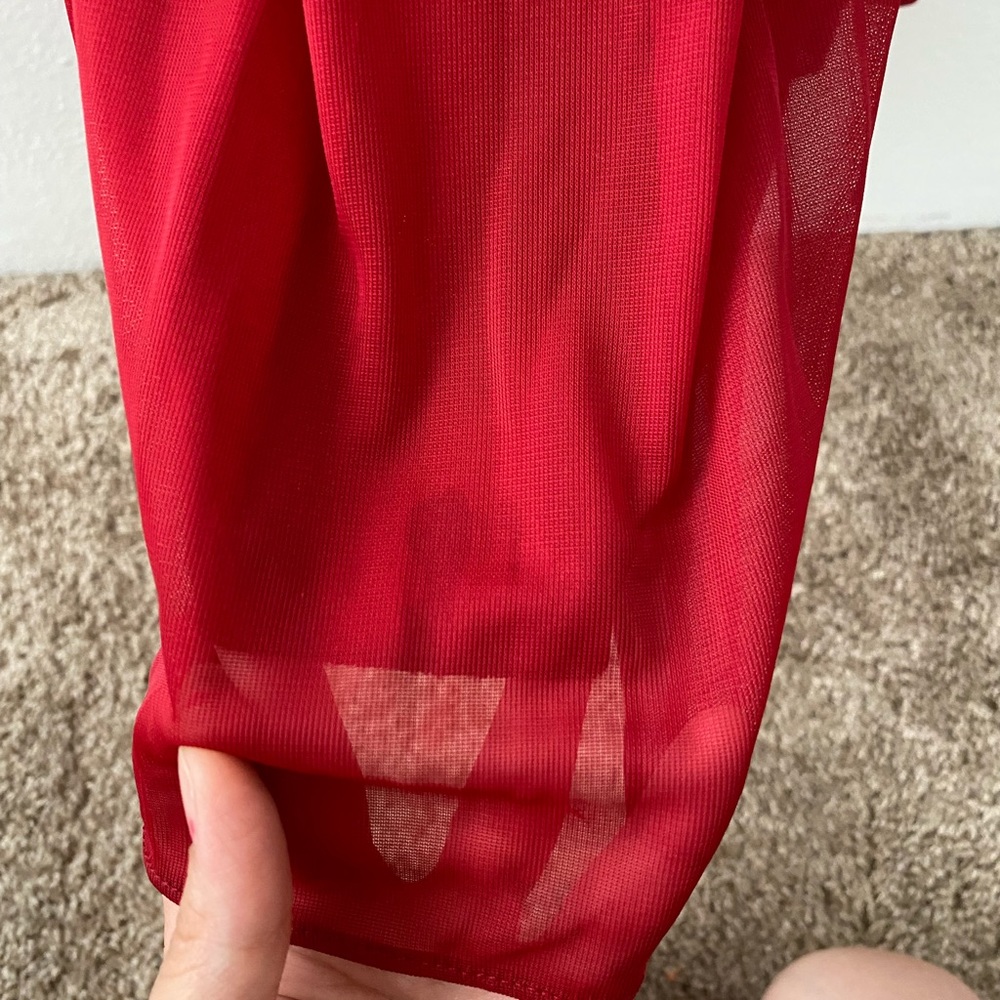 David’s bridal red bridesmaid dress - Picture 6 of 7